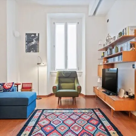Appartamento Milano-porta Romana Nearby Bagni Misteriosi *
